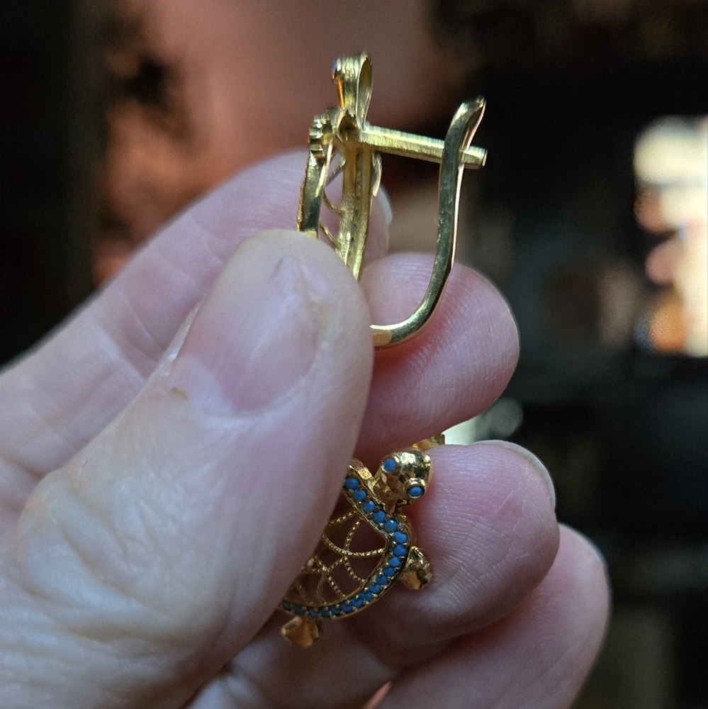 Turquoise Turtle sterling & gold Earrings - Picture 7 of 8